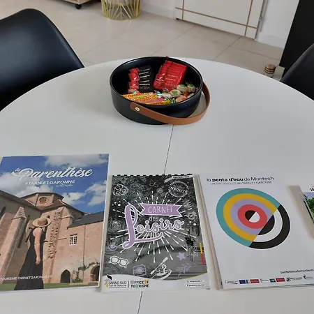Maison Neuve A Villa *